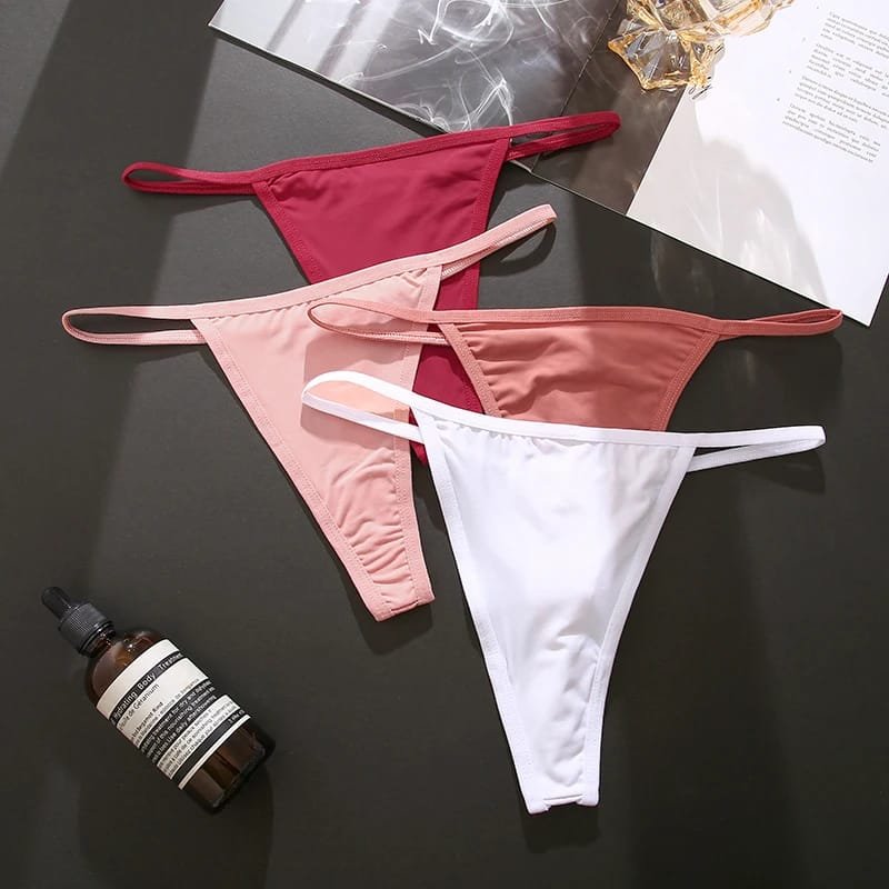 A Seamless Womens Thong Sexy for Effortless Allure and Comfort! A Seamless Womens Thong Sexy for Effortless Allure and Comfort!