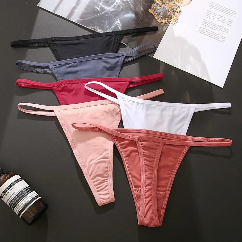 A Seamless Womens Thong Sexy for Effortless Allure and Comfort! A Seamless Womens Thong Sexy for Effortless Allure and Comfort!