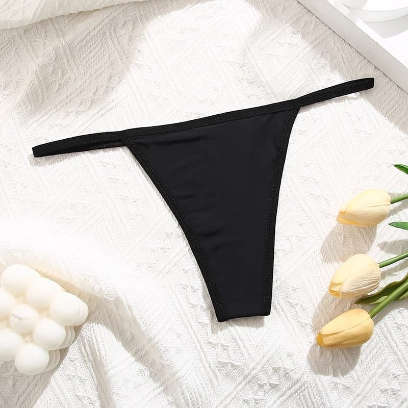 A Seamless Womens Thong Sexy for Effortless Allure and Comfort! A Seamless Womens Thong Sexy for Effortless Allure and Comfort!